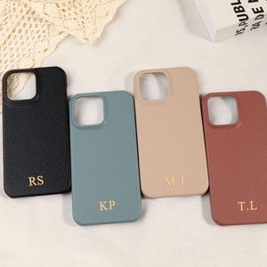 パーソナライズされたスエードiPhoneケース iPhone 17 16 15 14 13 Pro Max用 イニシャル彫刻モノグラムレザー電話ギフト カスタム電話ケース