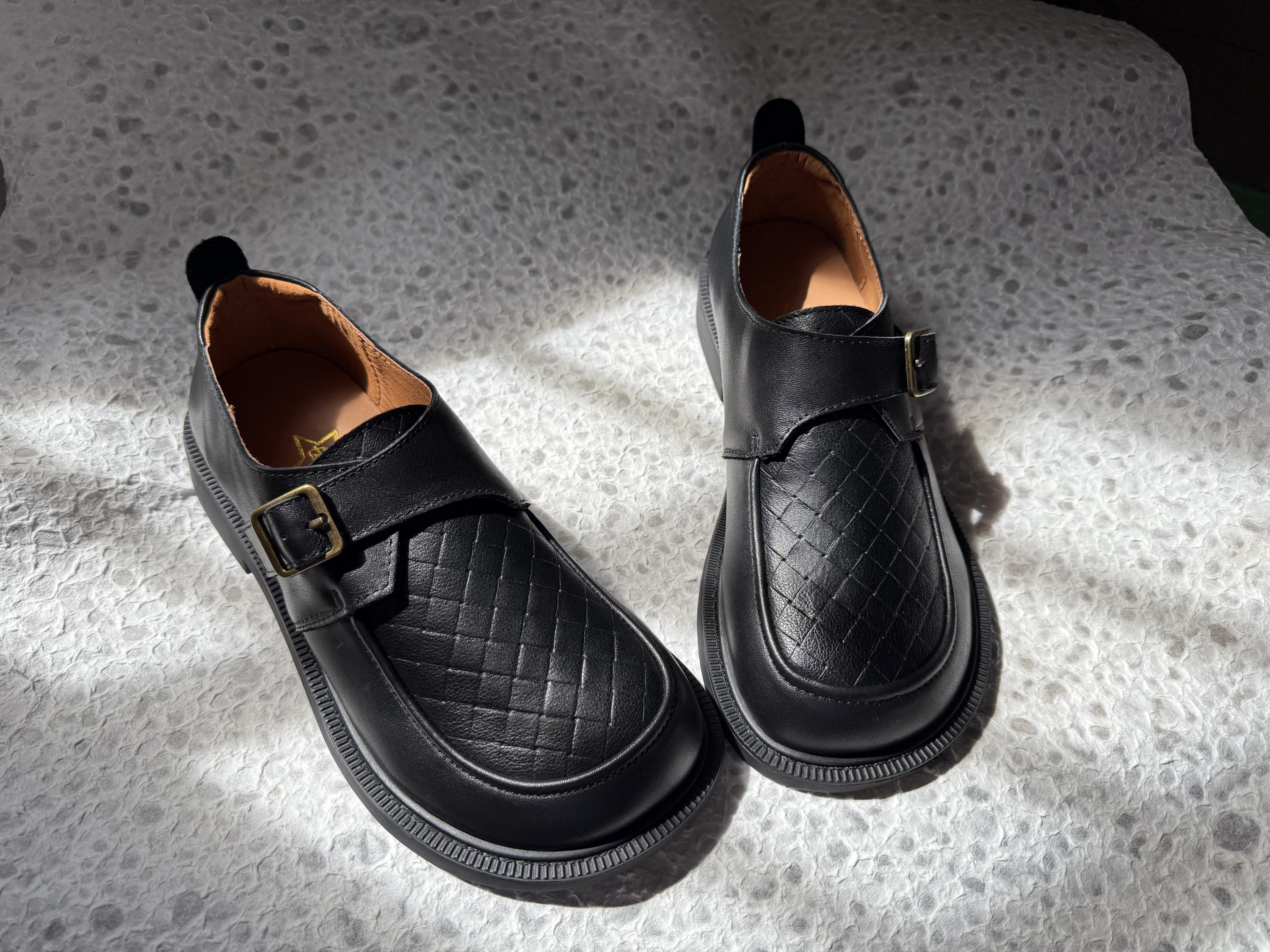 NWT Vintage Black Woven Leather Slip-On Loafers Portofino Black Woven Leather Venetian Loafers main image 4