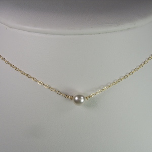 Gold Pearl Necklace Bridal Necklace Pearl Bridesmaid Jewelry Bridesmaid Gift Floating Pearl Necklace Bridesmaid Necklace Wedding Jewelry