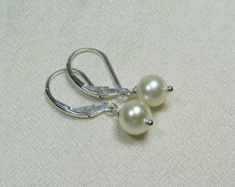 Real Pearl Earrings, Freshwater Pearl Bridesmaid Earrings, Bridesmaid Jewelry, Bridesmaid Gift, Wedding Jewelry, Pearl Bridal Earrings