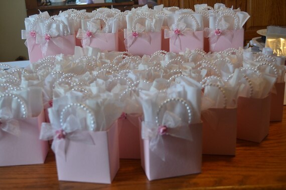 pink favor bags with handles