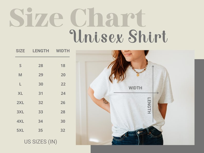 Puede incluir: Tabla de tallas para una camiseta unisex, con medidas en pulgadas. La tabla incluye tallas S a 5XL, con las dimensiones de largo y ancho correspondientes. Una persona lleva la camiseta, con flechas que indican largo y ancho.