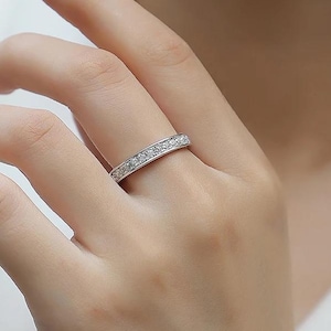 Lab Diamond Eternity Ring - 925 Silver Moissanite Wedding Infinity Ring - Round Engagement Band Ring - Gift for Girlfriend - Gift for Mom