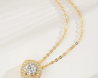 Naszyjnik z wisiorkiem Halo w kształcie kwadratu ze srebra próby 925, okrągły naszyjnik z moissanitem o średnicy 4 mm dla kobiet, biżuteria na prezent ślubny, wisiorek na co dzień