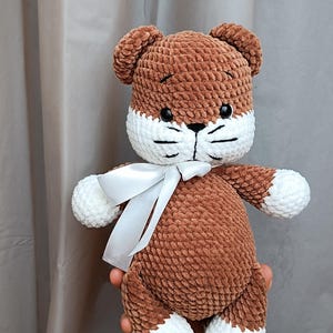 Handmade Plush Cat – Amigurumi Stuffed Toy – Soft Crochet Gift for All Ages – Nursery & Home Decor – Cute Kawaii Plushie