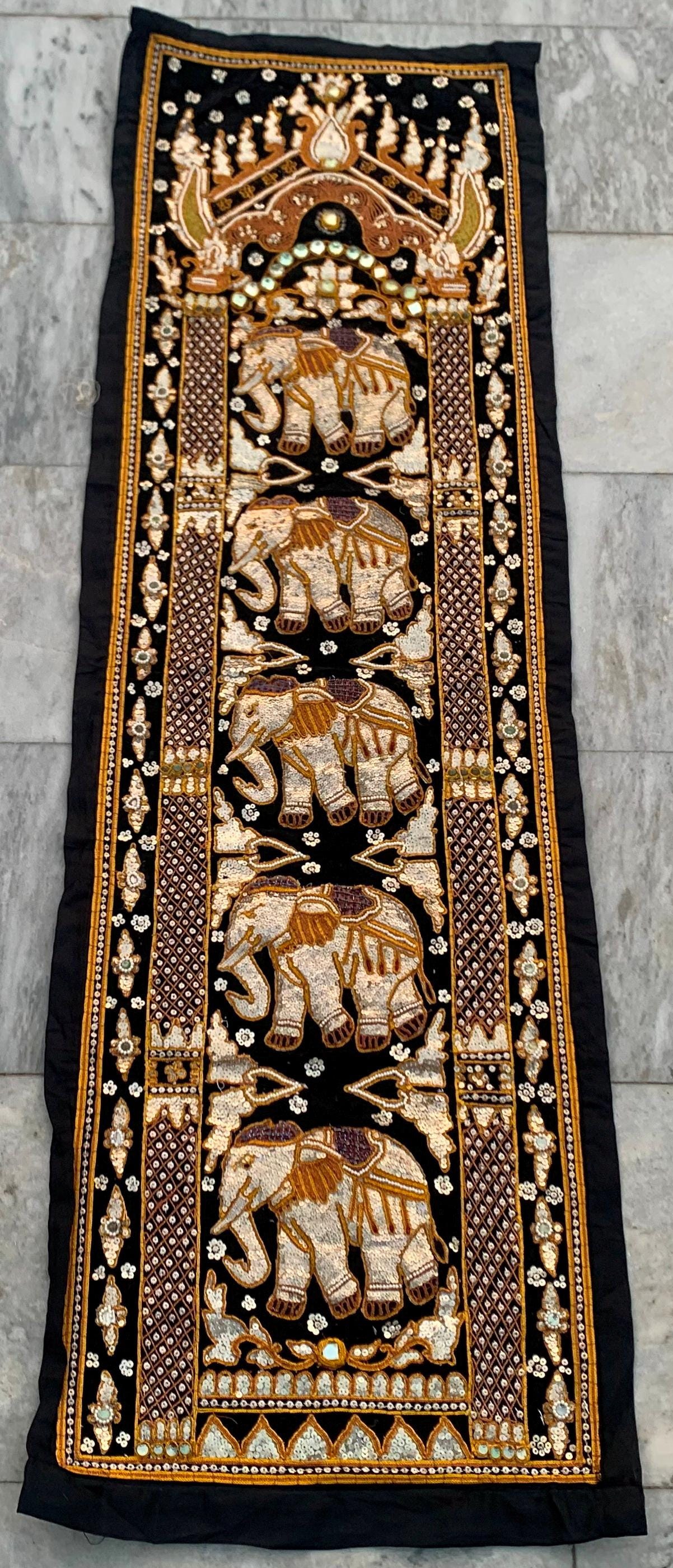 ヴィンテージインドタペストリー：2 x 5フィートの壁掛けホーム