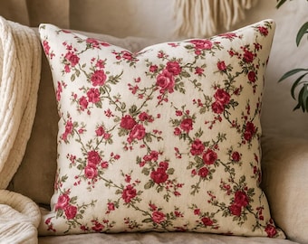 Vintage Blumen Kissen: Boho Rose Cottagecore Dekokissen