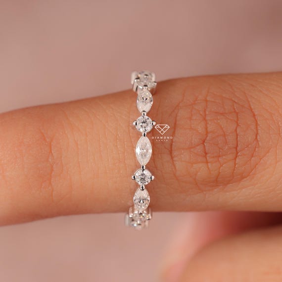 Alternating Marquise and Round Lab Grown Diamond Wedding Band, Full Eternity Band, Dainty Stackable Ring, Diamond band, Anniversary Band