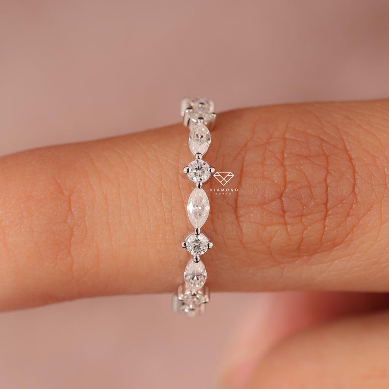 Alternating Marquise and Round Lab grown Diamond Wedding Band