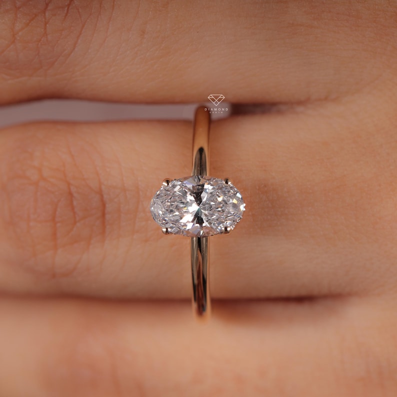 Oval Diamond Engagement Ring