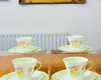 Shelley Regent Shape bloementrio set van 4 patroon S13087 Reg No 781613 Art Deco Bone China