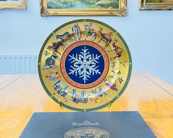 Plato cargador navideño Versace Rosenthal – Edición limitada “Cortège de Noël”, caja original