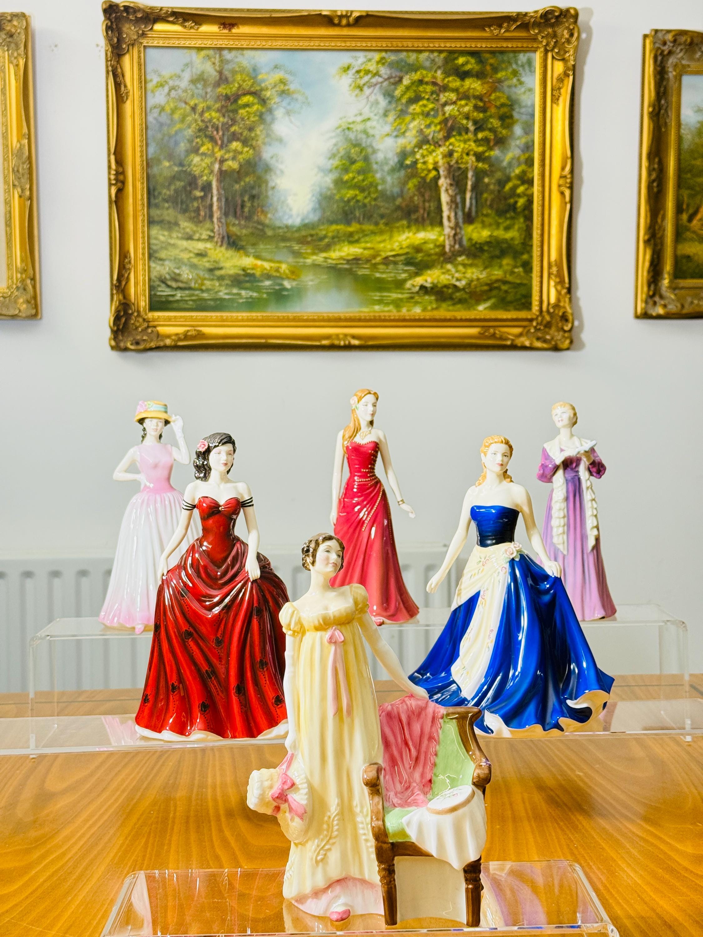 Royal Doulton Figurine - Etsy