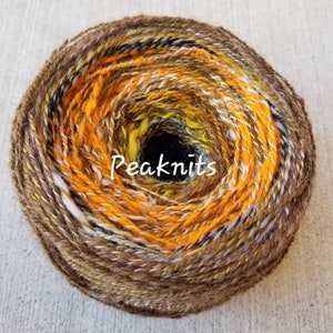 Laine filée main ~ « Moisson » ~ 809,33 yards, marron, jaune, Orange, noir, gris - Suri et alpaga Huacaya, chèvre Mohair, mérinos, Rambouillet