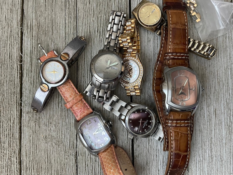 Vintage Women's Watches - Lot, Destash, Estate Sale - Not Working - Perfect for Arts and Crafts, Jewelry, Collectors - Metal, Leather, Links image 1