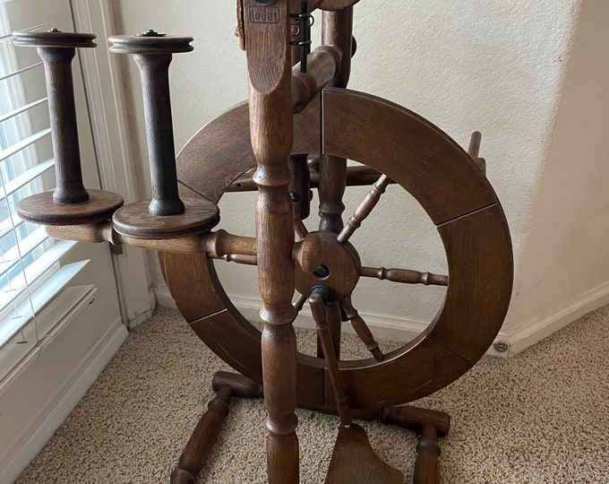 Spinning Wheel Vintage Louet S71, 1989, Single Treadle, Skein Winder