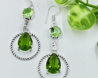 Pendientes colgantes de peridoto hechos a mano: plata 925 bañada en oro, piedra preciosa verde