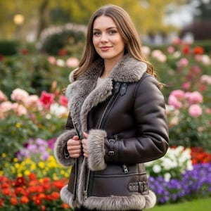 Fur Collar Sheepskin Leather Jacket Women’s Real Leather Winter Jacket Coat Warm & Stylish Handmade Outerwear Leather Jacket