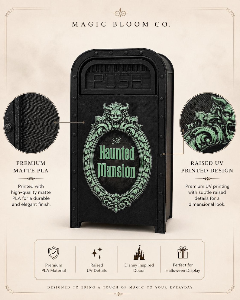 K&ouml;nnte beinhalten: Ein schwarzer, matter Abfallbeh&auml;lter mit einem gr&uuml;nen ovalen Rahmen, der den Text The Haunted Mansion und eine Wasserspeier-Figur oben zeigt. Der Beh&auml;lter hat eine Klappt&uuml;r und Nietendetails an den Kanten sowie eine strukturierte Oberfl&auml;che.