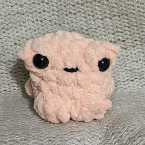 Rana Amigurumi: Hecha a mano