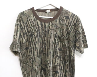 vintage CAMOUFLAGE short sleeve outsider 90s y2k camo pocket t-shirt -- size large