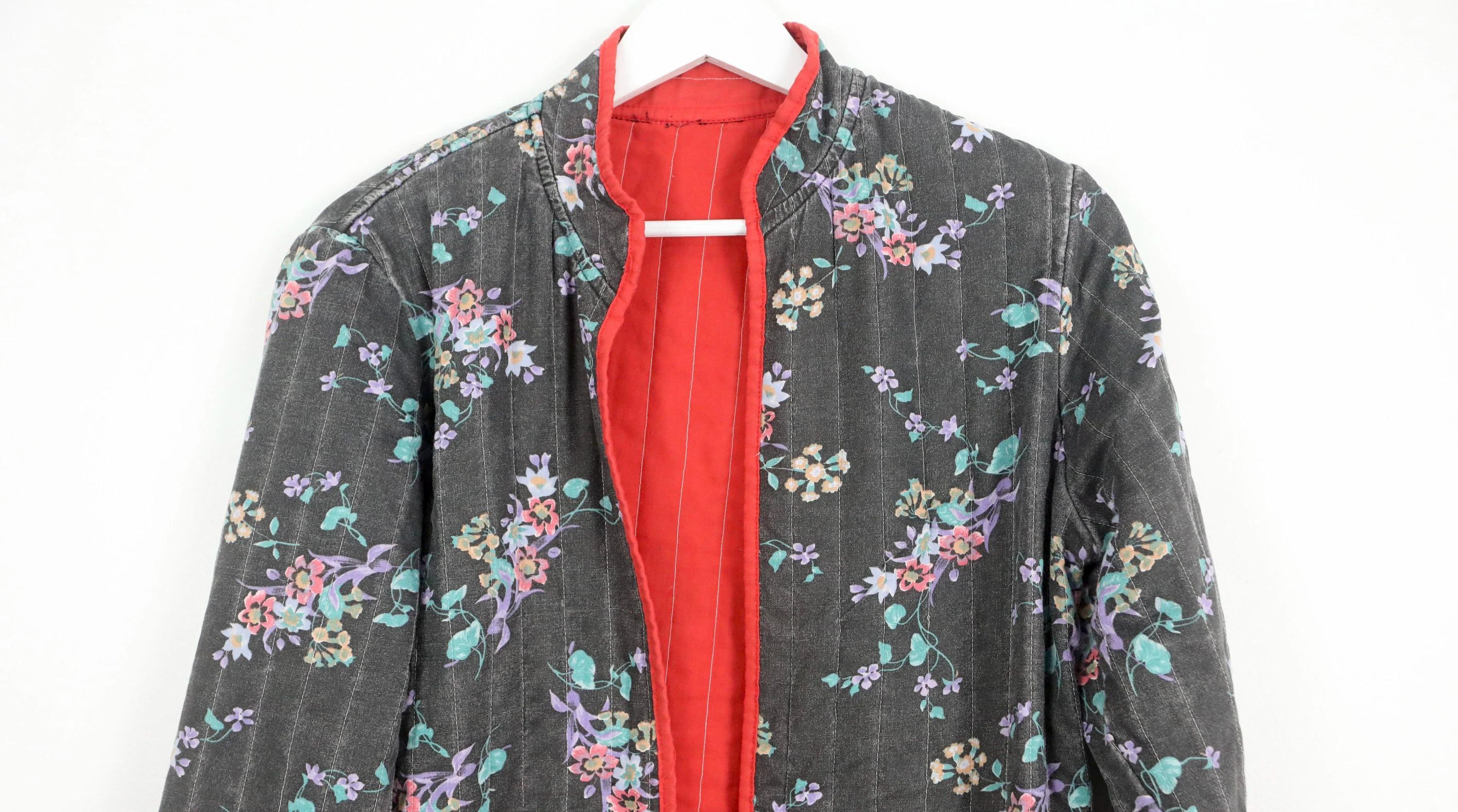 Vintage QUILTED Black & Floral 1980s Women's Chore Jacket Vintage QUILTED Black & Floral 1980s Women's Chore Jacket