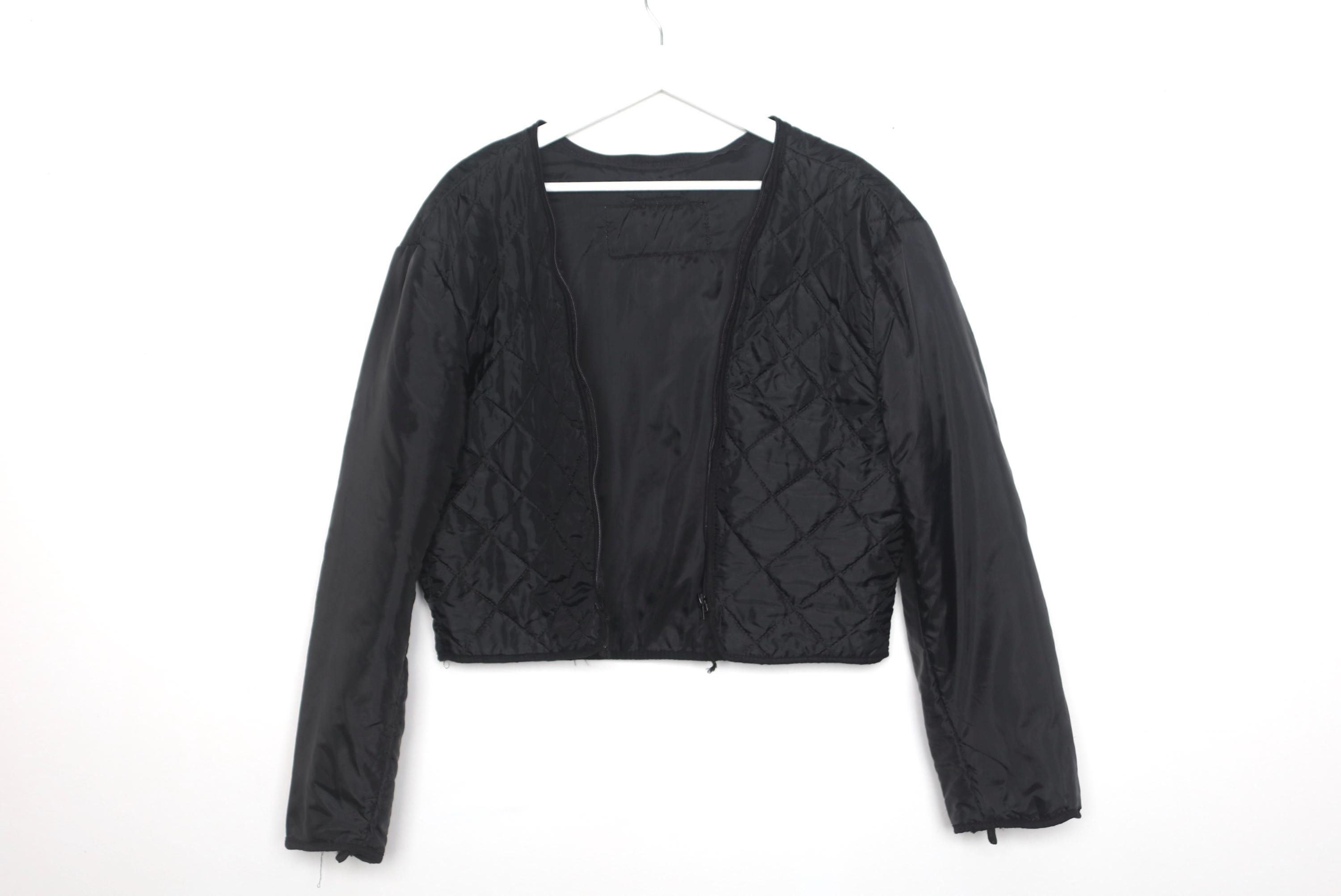 完璧 Vintage 1990s Coat JACKET Vintage Boxy Cropped Black QUILTED ジャケット・アウター