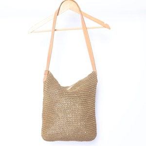 vintage TAN w/ leather strap 90s y2k crotchet style SLOUCHY purse -- great condition -- FREE shipping in the U.S.A.