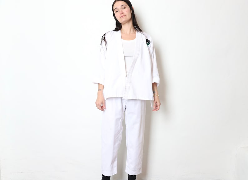 vintage 1980s PRAYING Mantis YIN YANG white two piece karate taekwondo women/'s outfit set
