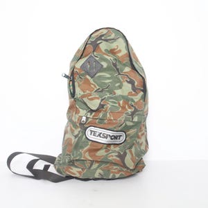 Vintage faded 1970s 80s CAMOUFLAGE vintage backpack Jansport style 1980s Nylon HIKING BACKPACK adjustable straps - Free shipping U.S.A