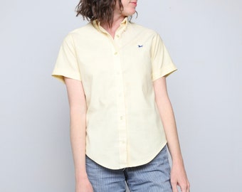 vintage YELLOW soft spring summer SHORT sleeve faded yellow slouchy womens vintage button up top -- size small