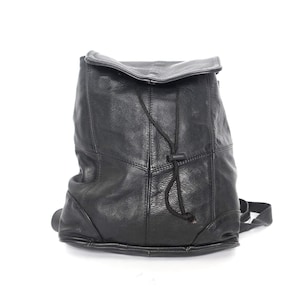 vintage 90s y2k MINI black leather backpack/purse -- great condition! -- FREE shipping U.S.A