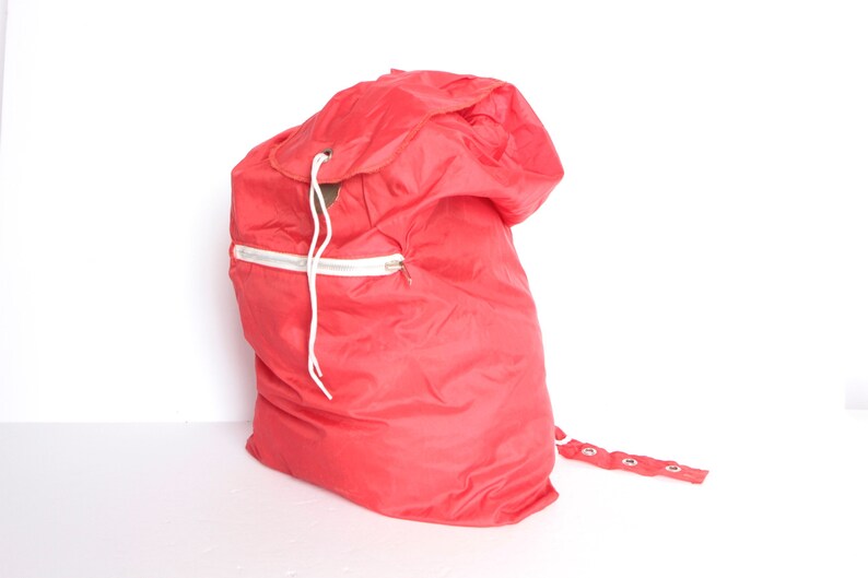 VINTAGE jansport style 70s red RUCKSACK backpack with multiple pockets