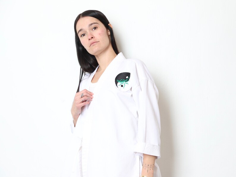 vintage 1980s PRAYING Mantis YIN YANG white two piece karate taekwondo women/'s outfit set