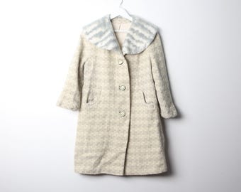 vintage 50s WOOL cream WARM winter coat vintage women's Mid-century winter coat jacket -- women's size small/medium -- FREE shipping U.S.A.