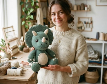 Strickmuster für einen Triceratops von Sage, mittelschweres Dinosaurier-Plüschtier (PDF)
