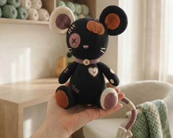 Patchwork-Gothic-Maus-Strickmuster (PDF), gruseliges Plüschtier (Digitaler Download)