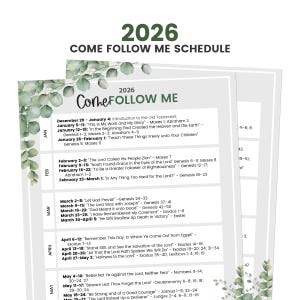 Könnte beinhalten: Ein 2026 Come Follow Me Zeitplan auf weißem Papier gedruckt. Der Zeitplan ist nach Monaten geordnet, wobei jeder Eintrag einen Datumsbereich und eine zugehörige Schriftstellenreferenz auflistet. Oben auf dem Zeitplan steht der Text "2026 Come Follow Me Schedule".