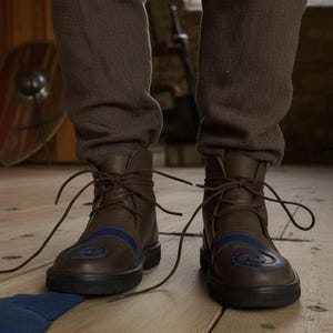 Handmade Medieval Leather Boots: Renaissance Viking Shoes