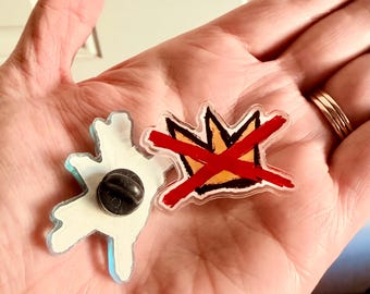 No Kings acrylic hand-drawn protest pin button I Free sticker