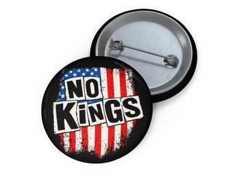 No Kings S*x Pistols parody American Flag Pinback Button