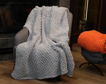 Chunky Knit Blanket: Handmade Wool Blend Throw Marbled Grey - Boho Home Decor