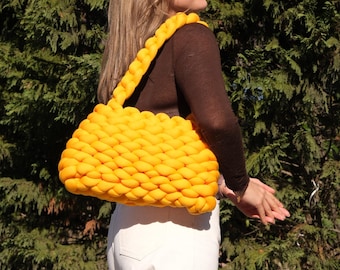Medium Marshmallow Knit Bag – Handmade Chunky Shoulder Bag by Zeyn.C London / Sun Yellow