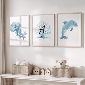 Conjunto de arte de parede para berçário com tema de oceano, decoração para quarto de bebê, placa com nome personalizada sob o mar, pôster com nome personalizado, decoração para quarto de bebê