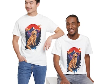 T-shirt zonsondergang berg golden retriever | Majestueus T-shirt met hondennatuur | Cadeau voor outdoor-dierenliefhebber | Adventure Aesthetic unisex softtop