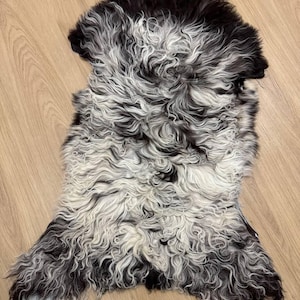 Natural Sheepskin Rug – Genuine Lambskin Hide | Handmade Rustic Wool Decor