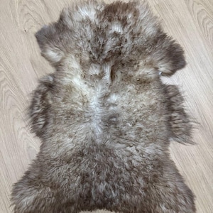 Natural Sheepskin Rug – Brown Lambskin Hide | Handmade Genuine Wool Mat