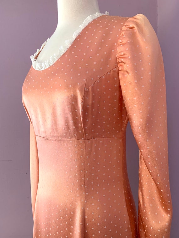 Vintage 1960’s “Starstruck” Shiny Satin Evening G… - image 4