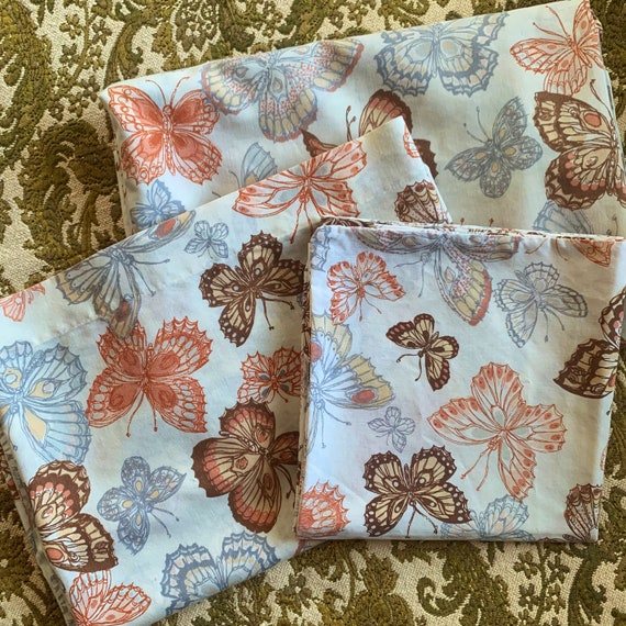 1970’s Twin Size Sheet Set in an Orange & Brown Butterfly Pattern: Pillowcase, Two Flat Sheets, Burlington Caress, Percale
