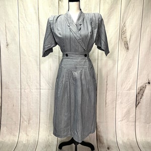 Vintage 80s Fitted Dress Blue Pin Strip Short Sleeves Shoulder Pads Pockets - Small
